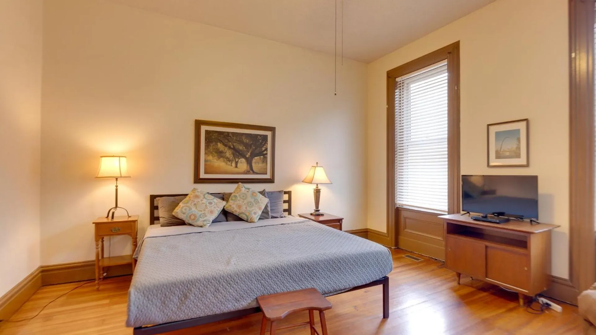 2 Mi To Dtwn Apartment In Saint Louis