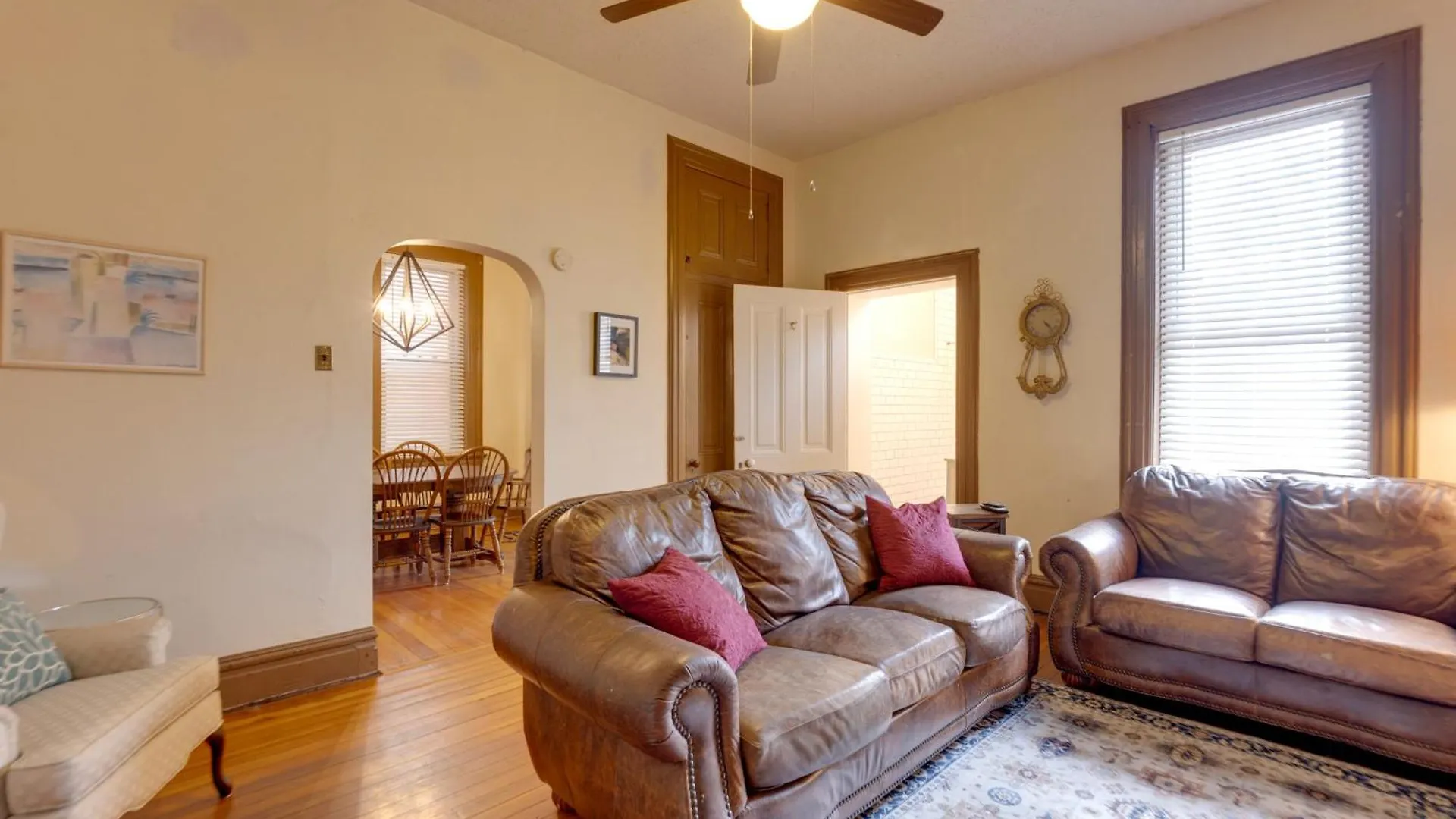 2 Mi To Dtwn Apartment In Saint Louis